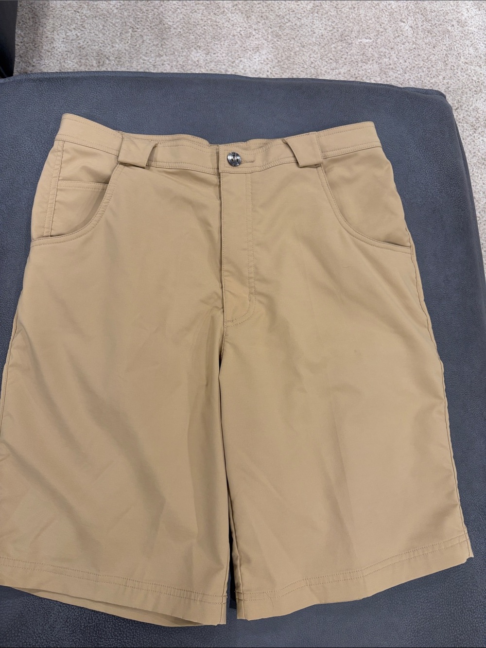 Straight down 32 Men's Casual 10” inseam Shorts Khaki